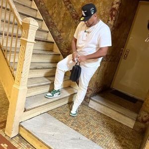 Meet your Posher, Fred